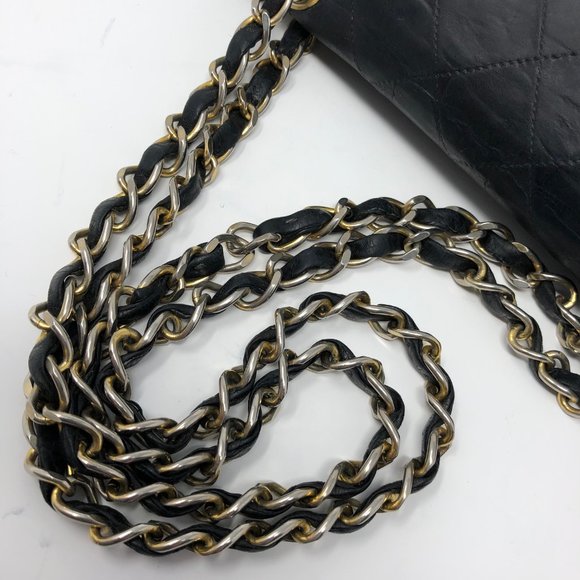 CHANEL Small Navy Vintage Double Flap - Picture 12 of 15